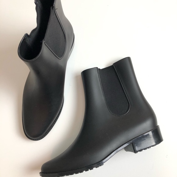 black rain boots ankle